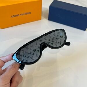 Louis Vuitton Black Sunglasses